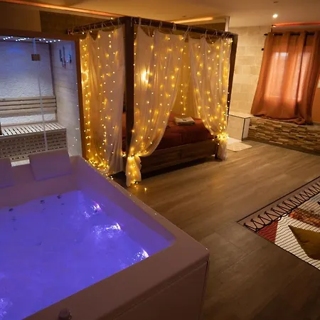 Capsule Marrakech I Chicha I Sauna I Balneo I Console Ps5 I Cinema 度假居