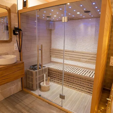 Vakantiehuis Capsule Marrakech I Chicha I Sauna I Balneo I Console Ps5 I Cinema Trith-Saint-Leger