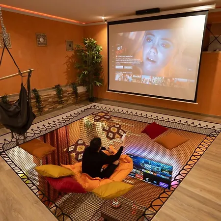 Capsule Marrakech I Chicha I Sauna I Balneo I Console Ps5 I Cinema 別荘