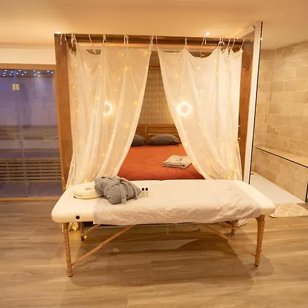 Capsule Marrakech I Chicha I Sauna I Balneo I Console Ps5 I Cinema