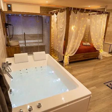 Capsule Marrakech I Chicha I Sauna I Balneo I Console Ps5 I Cinema Feriehus
