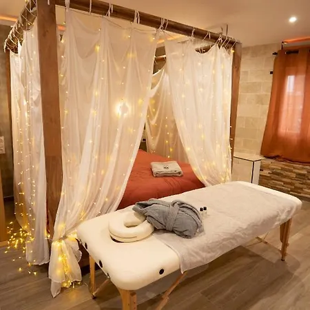 Capsule Marrakech I Chicha I Sauna I Balneo I Console Ps5 I Cinema Vakantiehuis