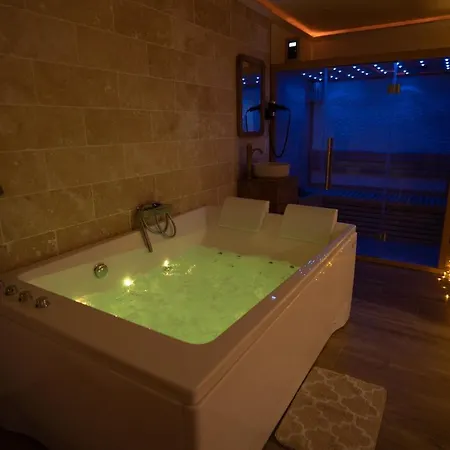 Capsule Marrakech I Chicha I Sauna I Balneo I Console Ps5 I Cinema * Trith-Saint-Leger