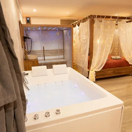 Capsule Marrakech I Chicha I Sauna I Balneo I Console Ps5 I Cinema Feriehus
