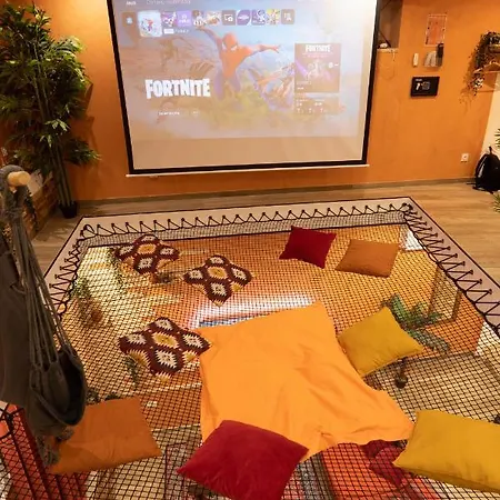 Capsule Marrakech I Chicha I Sauna I Balneo I Console Ps5 I Cinema Vakantiehuis *