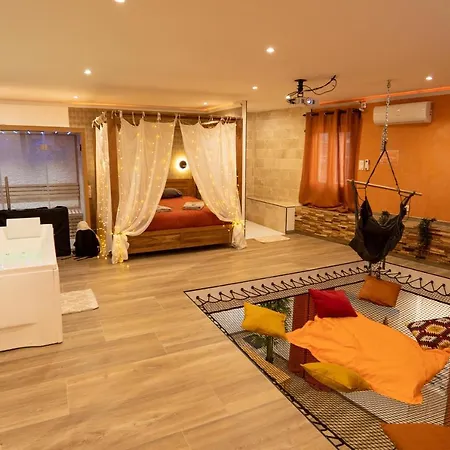 Capsule Marrakech I Chicha I Sauna I Balneo I Console Ps5 I Cinema