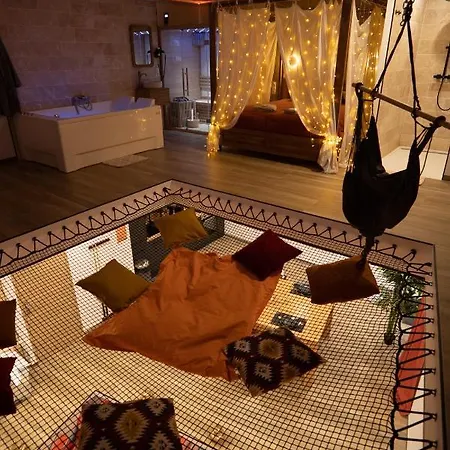 Capsule Marrakech I Chicha I Sauna I Balneo I Console Ps5 I Cinema