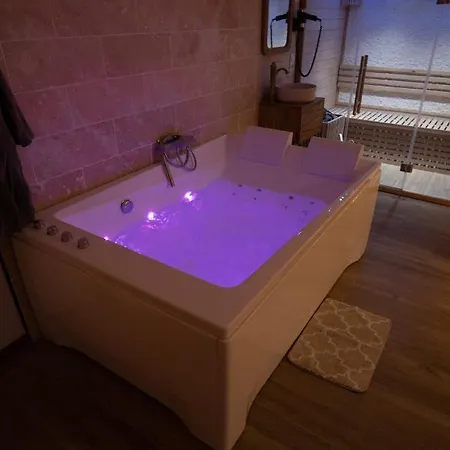 Vakantiehuis Capsule Marrakech I Chicha I Sauna I Balneo I Console Ps5 I Cinema Trith-Saint-Leger