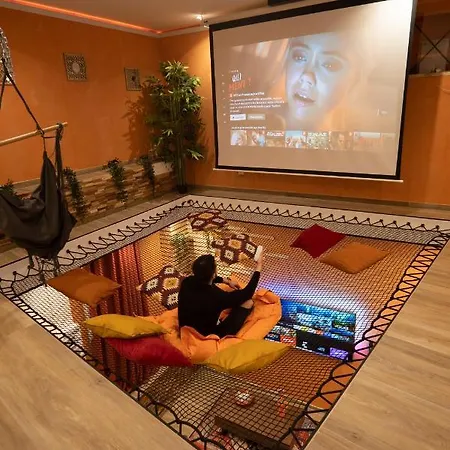Capsule Marrakech I Chicha I Sauna I Balneo I Console Ps5 I Cinema * Trith-Saint-Leger